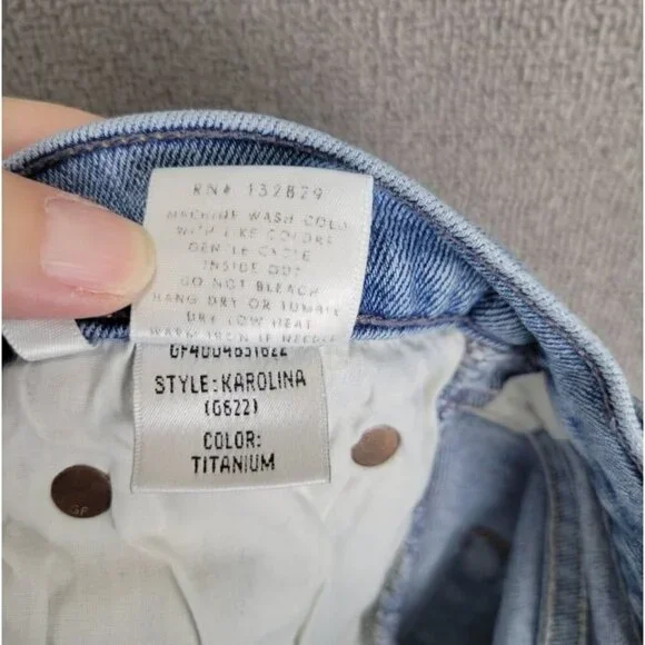 GRLFRND Size 26 Light Wash Titanium Karolina Raw hem Skinny Jean - Picture 12 of 12
